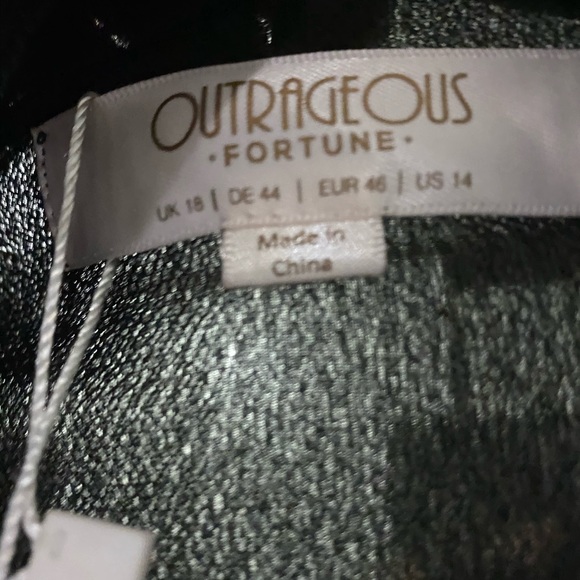 Black Wrap Dress/Plus Size - Picture 5 of 5